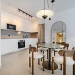 Soul Escape Atlantic Homes * Адехе